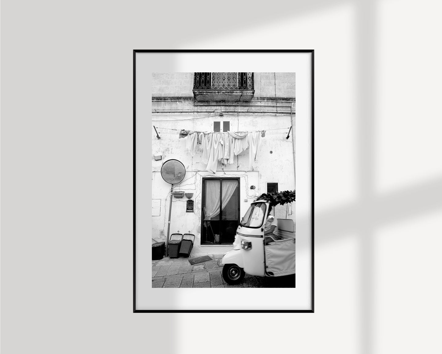 Hanging clothes, Matera - Fine Art photography print on Hahnemühle Photo Rag paper